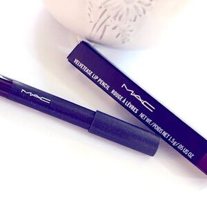 MAC Cosmetics Velvetease Lip Pencil